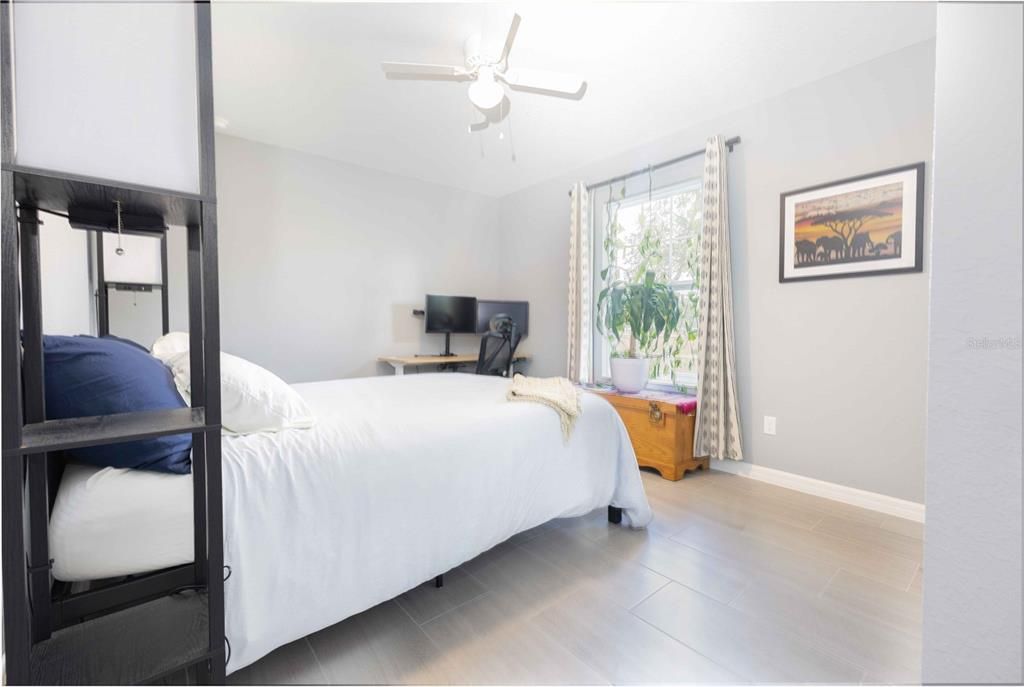 For Sale: $274,900 (3 beds, 2 baths, 1249 Square Feet)