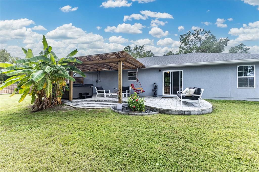 For Sale: $274,900 (3 beds, 2 baths, 1249 Square Feet)