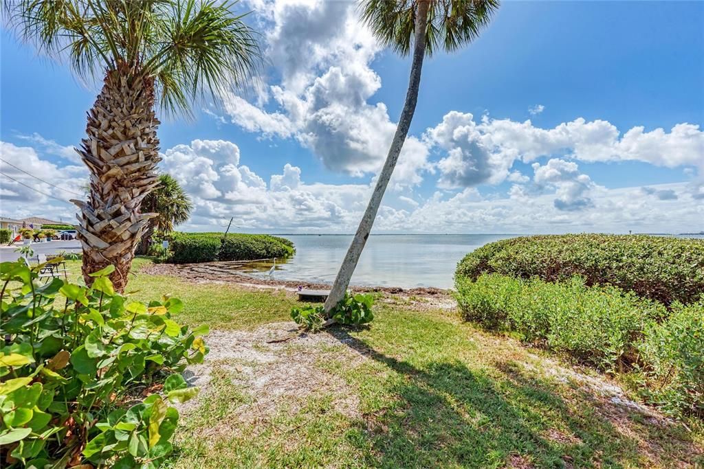For Sale: $399,000 (1 beds, 1 baths, 630 Square Feet)