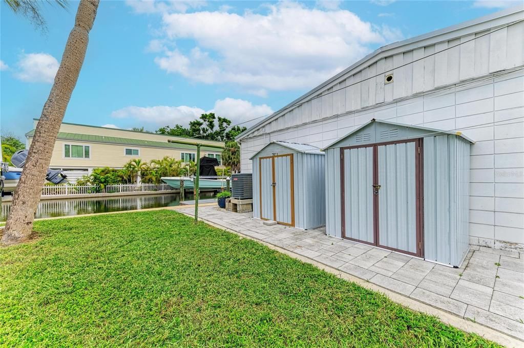 For Sale: $399,000 (1 beds, 1 baths, 630 Square Feet)