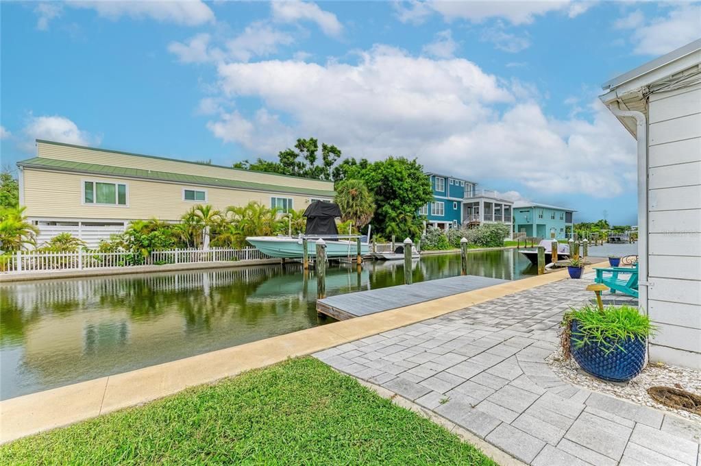 For Sale: $399,000 (1 beds, 1 baths, 630 Square Feet)