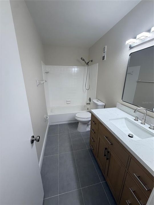 For Rent: $2,500 (3 beds, 2 baths, 1332 Square Feet)