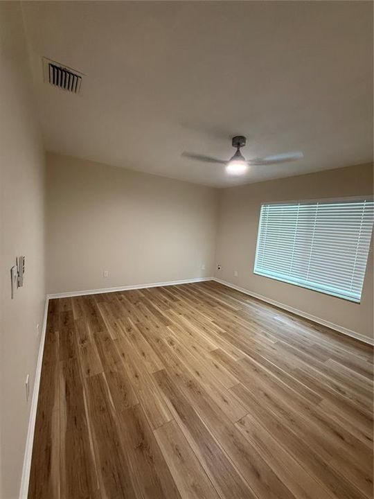 For Rent: $2,500 (3 beds, 2 baths, 1332 Square Feet)