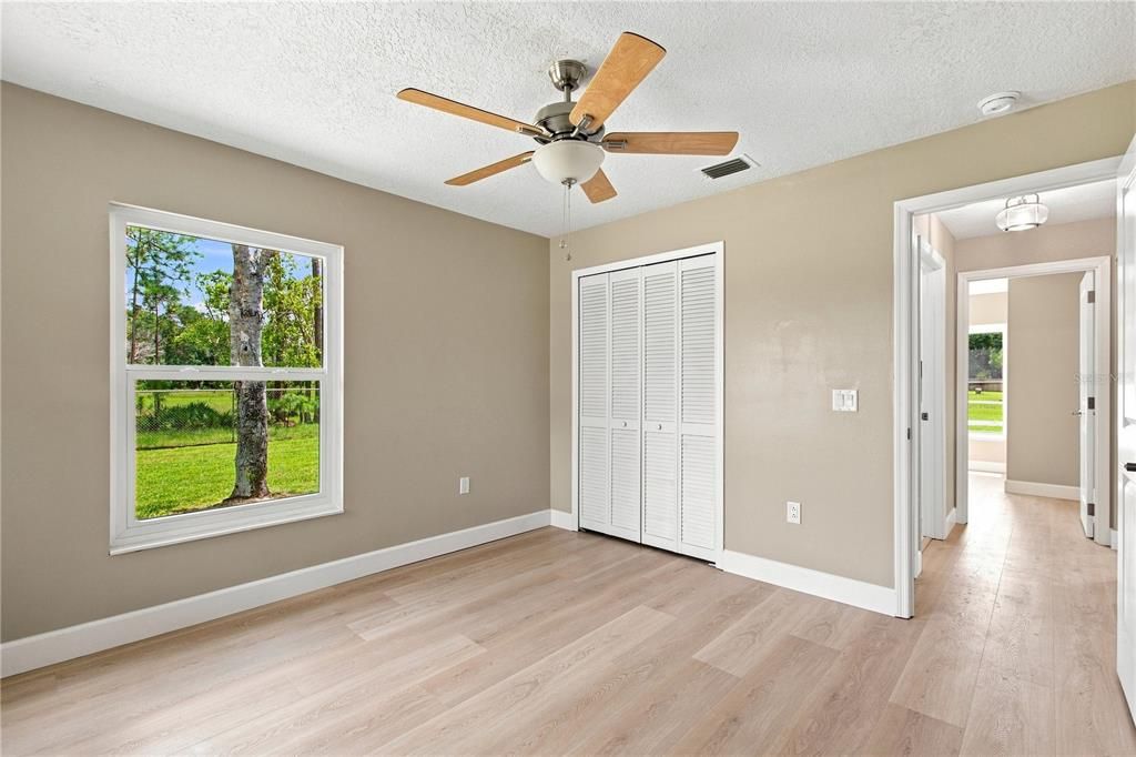 For Sale: $550,000 (3 beds, 2 baths, 1505 Square Feet)