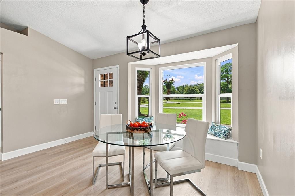 For Sale: $550,000 (3 beds, 2 baths, 1505 Square Feet)