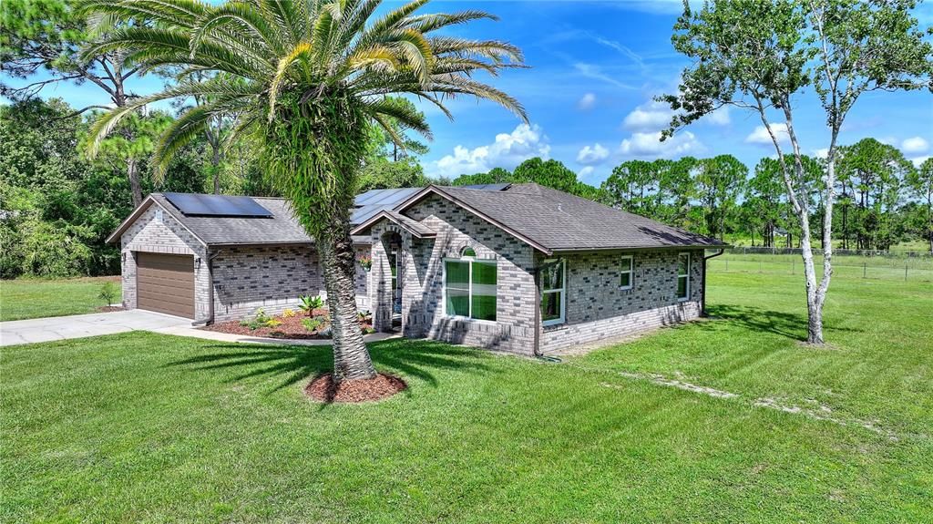 For Sale: $550,000 (3 beds, 2 baths, 1505 Square Feet)