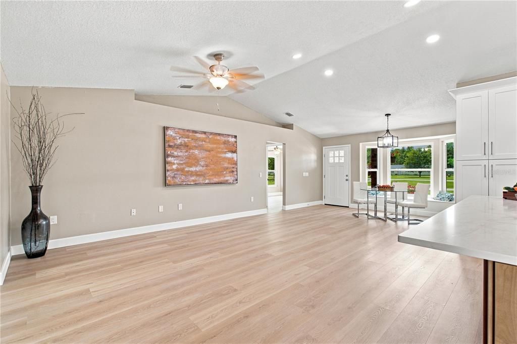 For Sale: $550,000 (3 beds, 2 baths, 1505 Square Feet)