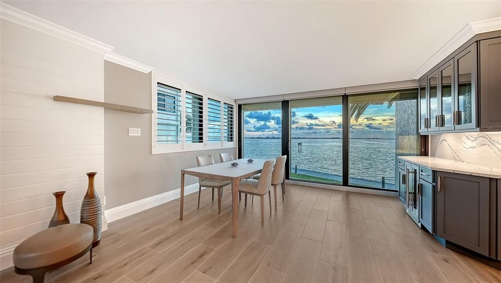 En Venta: $1,195,000 (2 camas, 2 baños, 1693 Pies cuadrados)
