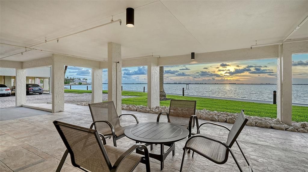 En Venta: $1,195,000 (2 camas, 2 baños, 1693 Pies cuadrados)