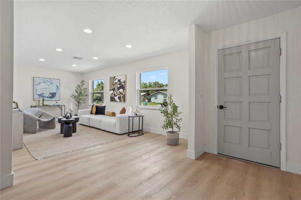 For Sale: $409,900 (4 beds, 2 baths, 1420 Square Feet)