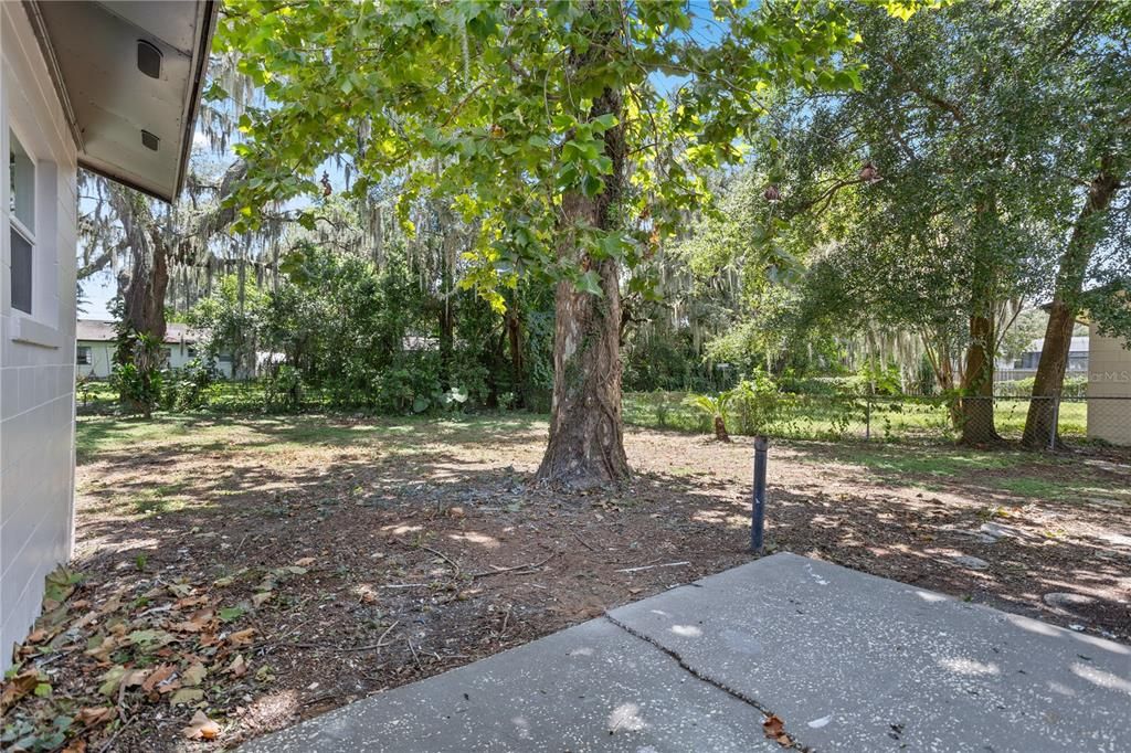 For Sale: $409,900 (4 beds, 2 baths, 1420 Square Feet)