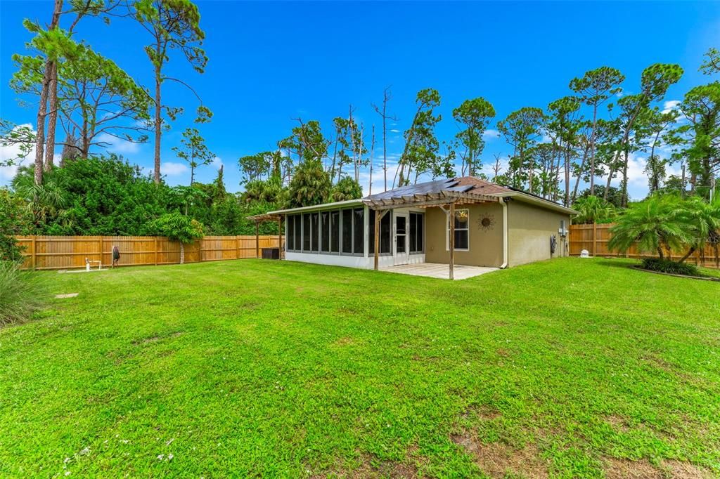 For Sale: $279,900 (3 beds, 2 baths, 1264 Square Feet)