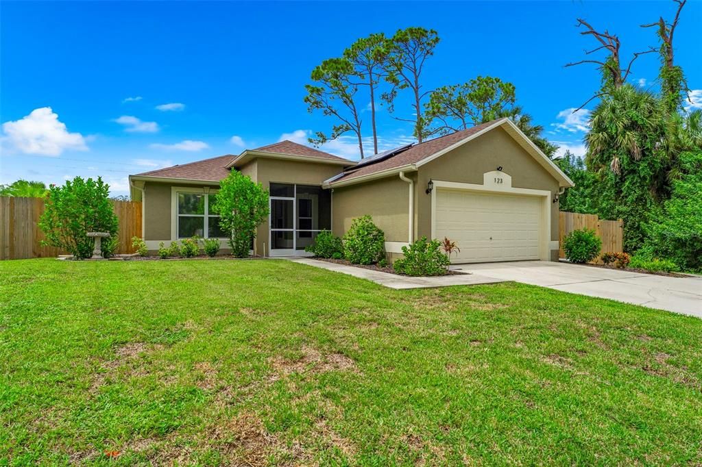 For Sale: $279,900 (3 beds, 2 baths, 1264 Square Feet)