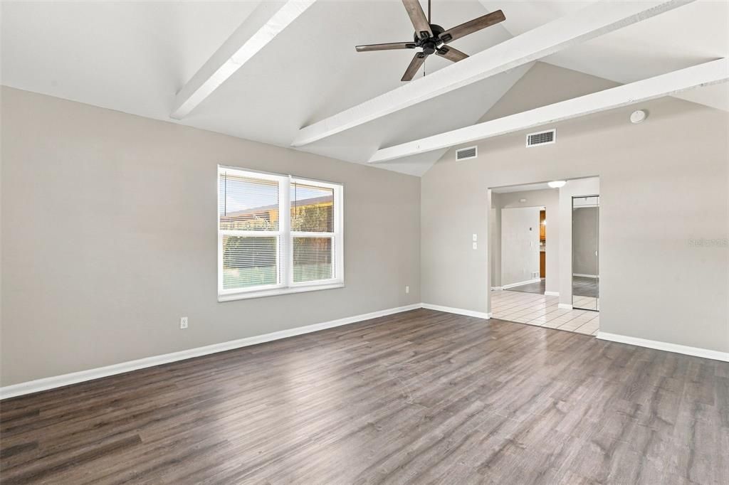 For Sale: $421,900 (3 beds, 2 baths, 2017 Square Feet)