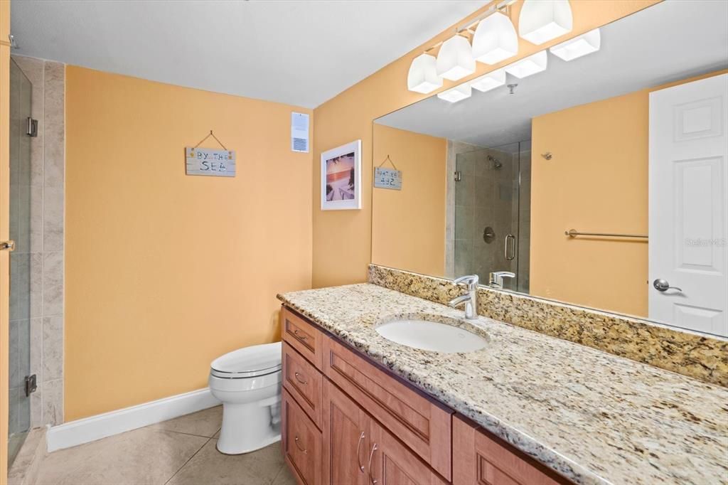 В аренду: $5,500 (2 спален, 2 ванн, 1120 Квадратных фут)