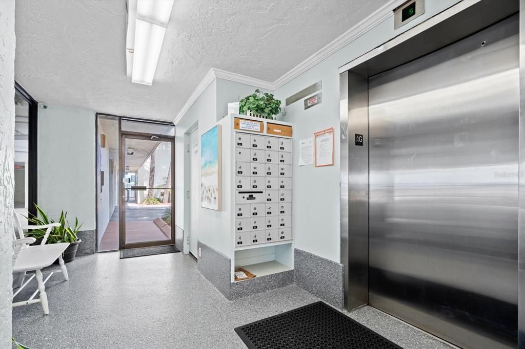 В аренду: $5,500 (2 спален, 2 ванн, 1120 Квадратных фут)