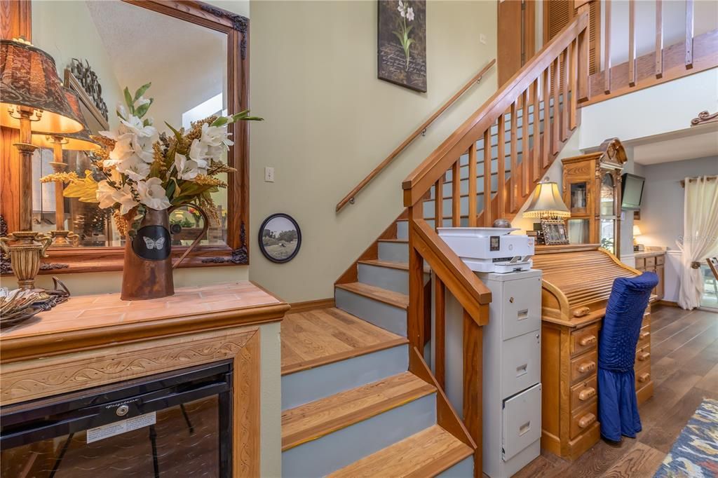 For Sale: $375,000 (3 beds, 2 baths, 1920 Square Feet)