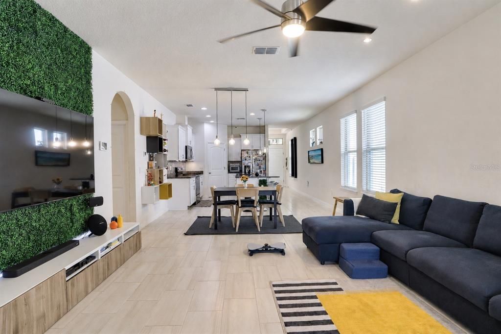 En Venta: $489,000 (3 camas, 2 baños, 1685 Pies cuadrados)