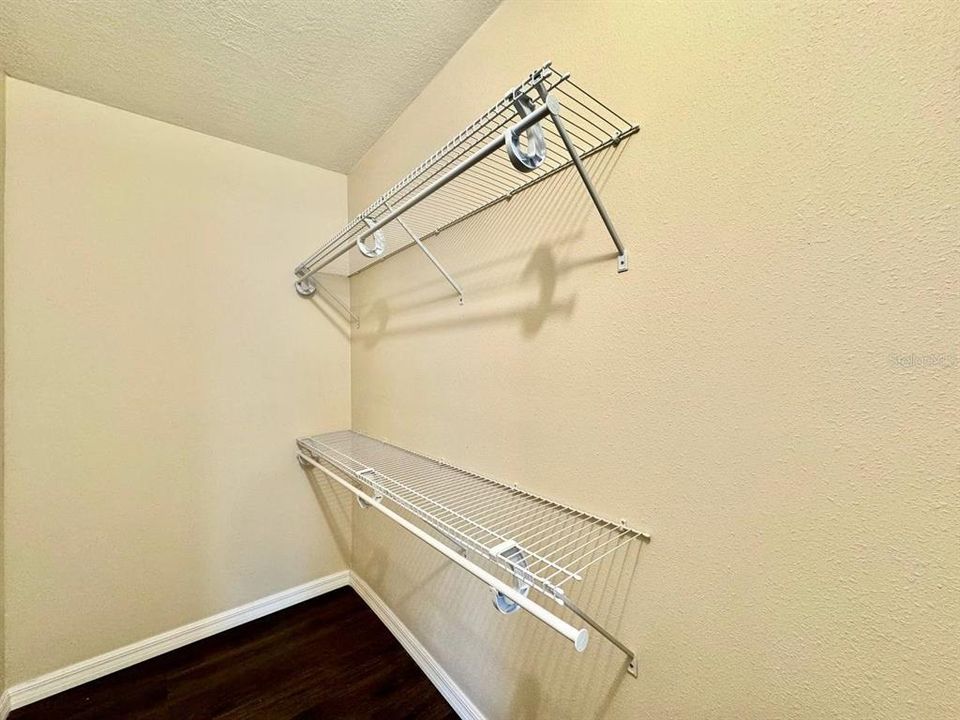 En Renta: $1,600 (2 camas, 2 baños, 912 Pies cuadrados)
