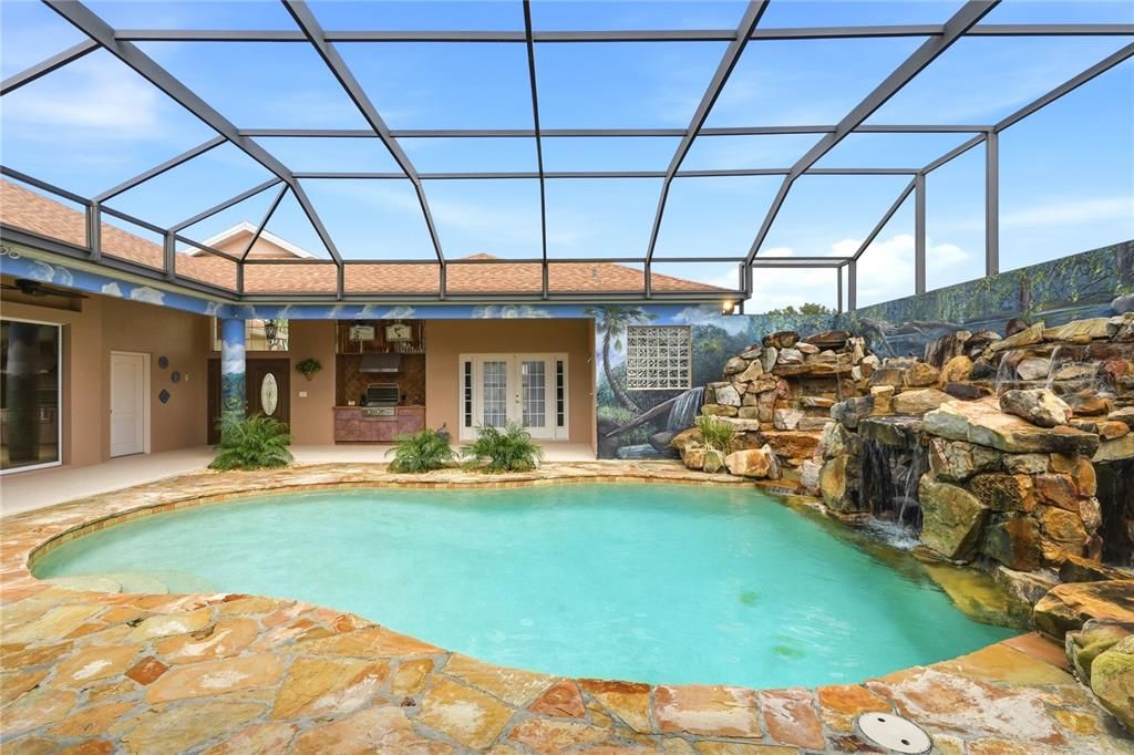 For Sale: $769,000 (3 beds, 3 baths, 2573 Square Feet)