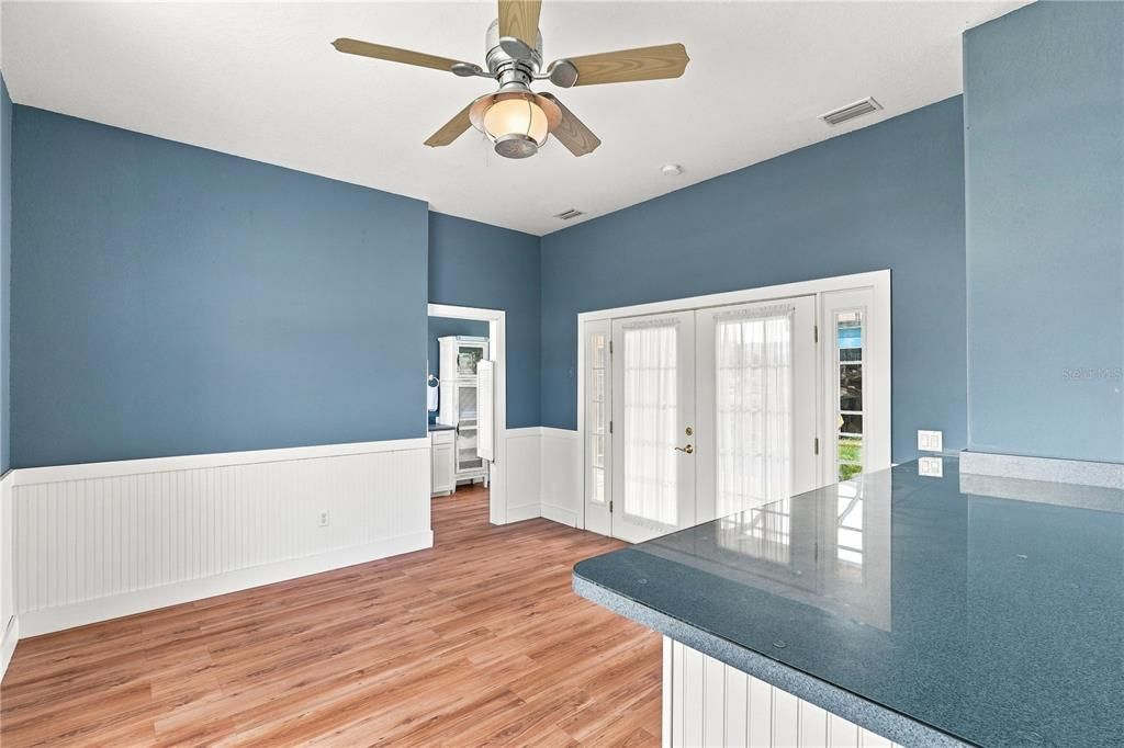 For Sale: $769,000 (3 beds, 3 baths, 2573 Square Feet)