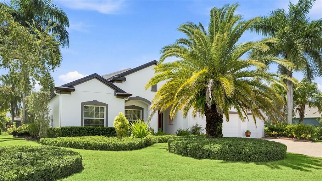 For Sale: $580,000 (4 beds, 4 baths, 2716 Square Feet)