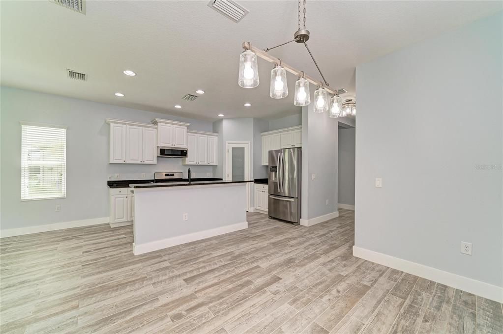 For Sale: $399,900 (3 beds, 2 baths, 1766 Square Feet)