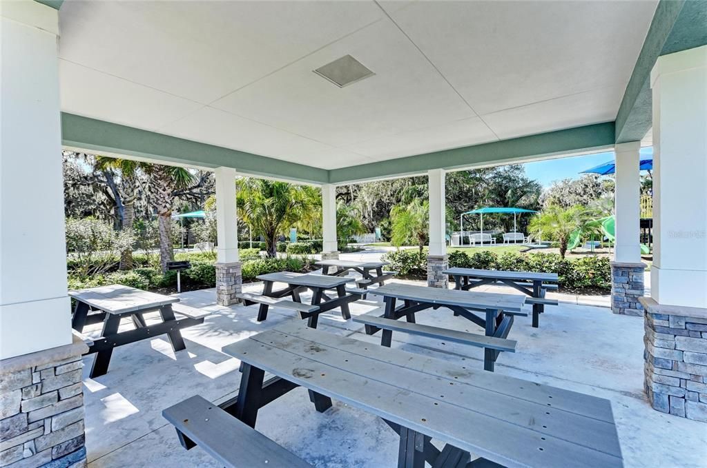 For Sale: $399,900 (3 beds, 2 baths, 1766 Square Feet)