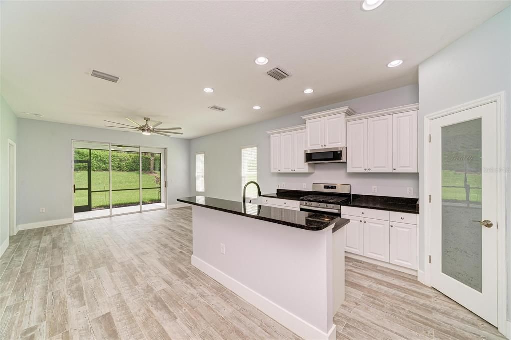 For Sale: $399,900 (3 beds, 2 baths, 1766 Square Feet)