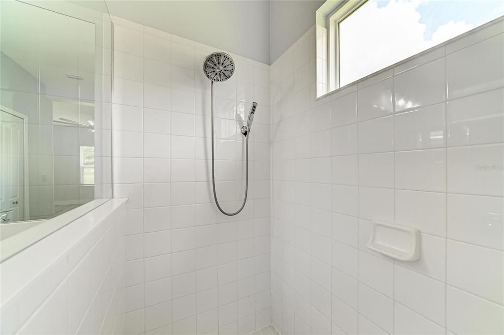 For Sale: $399,900 (3 beds, 2 baths, 1766 Square Feet)