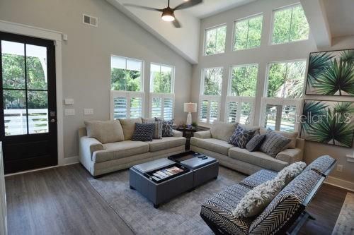 For Sale: $1,200,000 (3 beds, 2 baths, 1608 Square Feet)