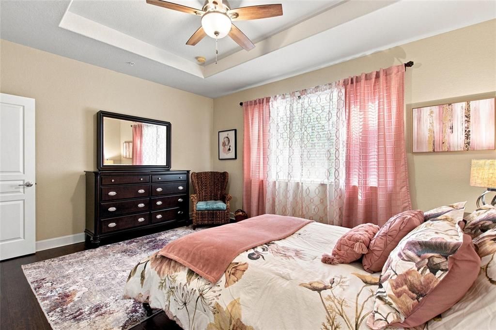 For Sale: $339,000 (3 beds, 2 baths, 2059 Square Feet)