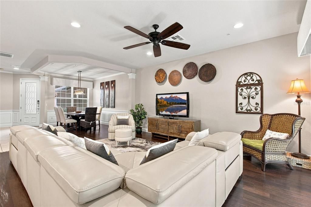 For Sale: $339,000 (3 beds, 2 baths, 2059 Square Feet)