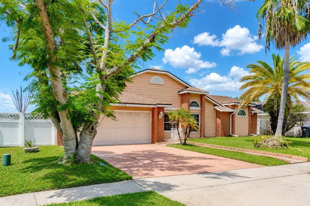 For Rent: $2,750 (3 beds, 3 baths, 2178 Square Feet)