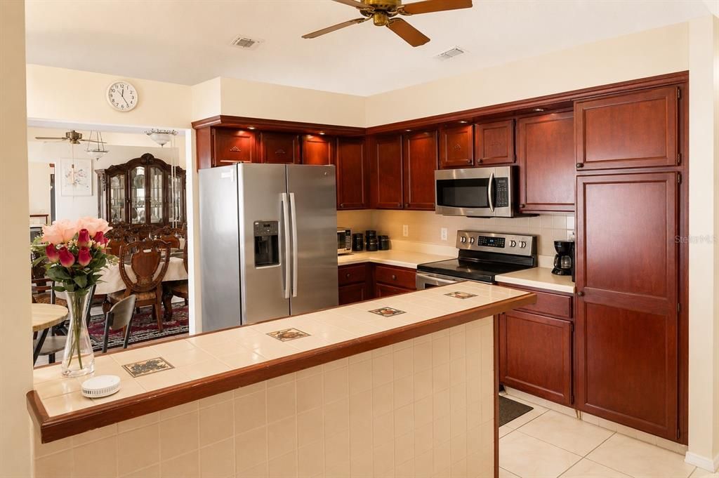 For Rent: $2,750 (3 beds, 3 baths, 2178 Square Feet)