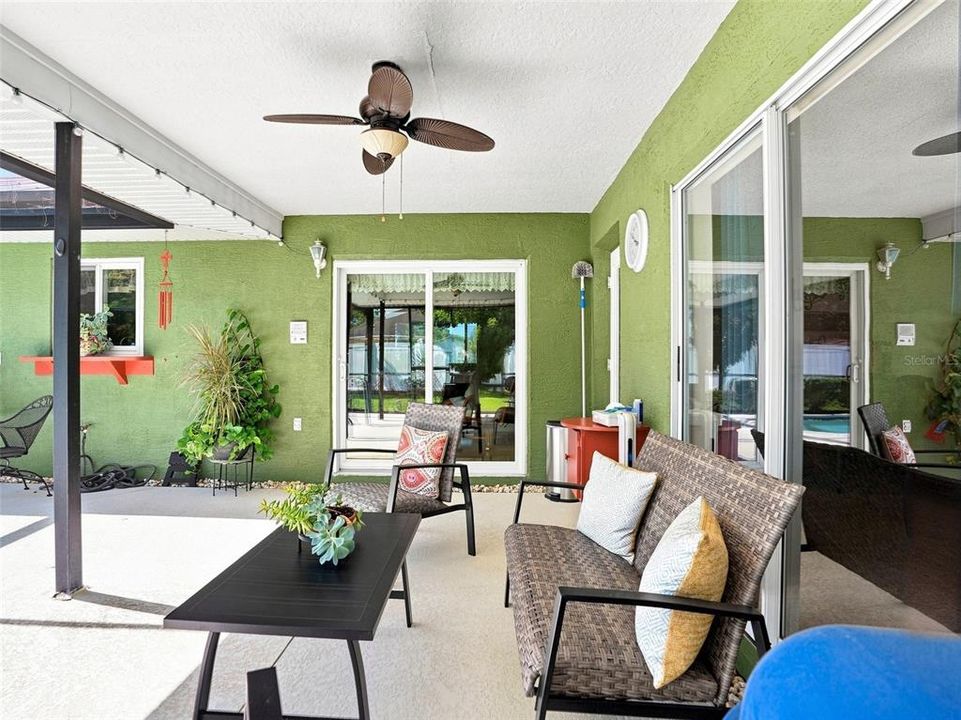 For Sale: $350,000 (3 beds, 2 baths, 1613 Square Feet)