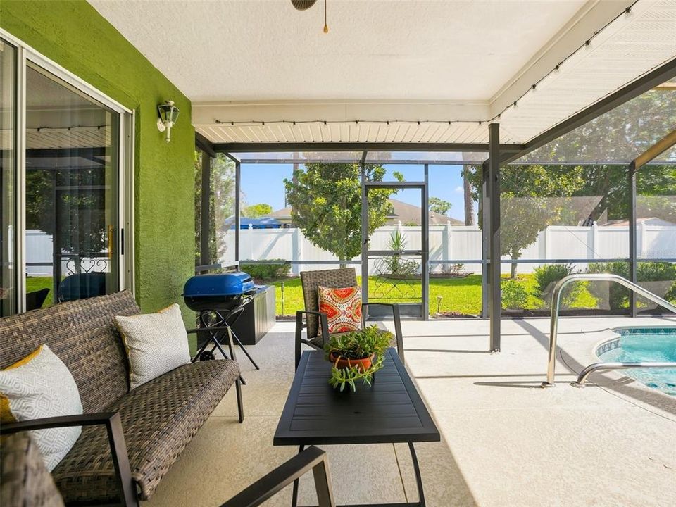 For Sale: $350,000 (3 beds, 2 baths, 1613 Square Feet)