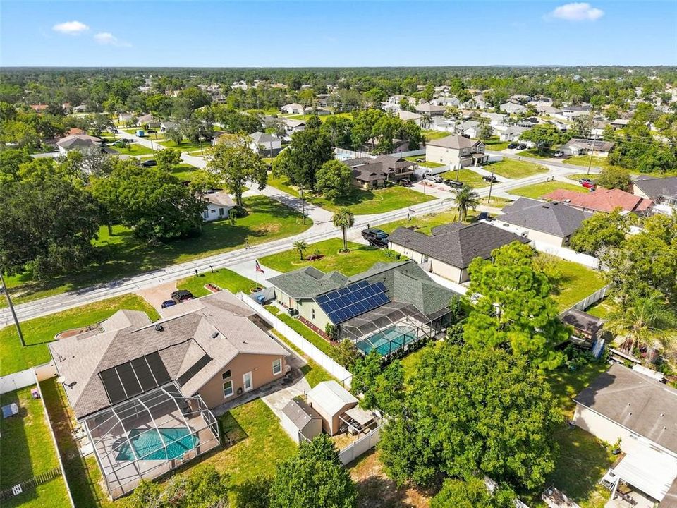 For Sale: $350,000 (3 beds, 2 baths, 1613 Square Feet)