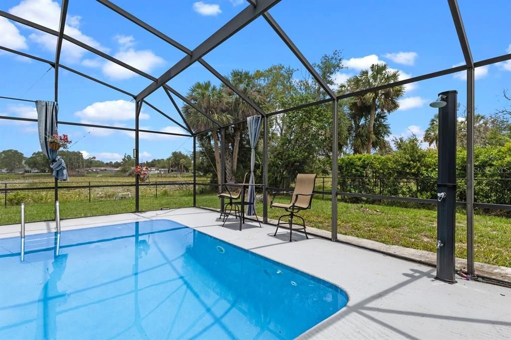 For Rent: $3,000 (3 beds, 2 baths, 2212 Square Feet)