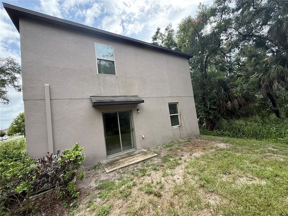For Sale: $289,000 (5 beds, 2 baths, 2415 Square Feet)