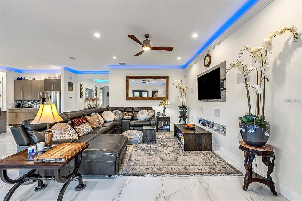 En Venta: $1,650,000 (5 camas, 4 baños, 3792 Pies cuadrados)