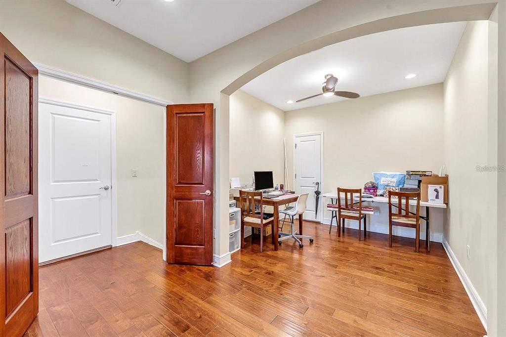 En Venta: $1,650,000 (5 camas, 4 baños, 3792 Pies cuadrados)