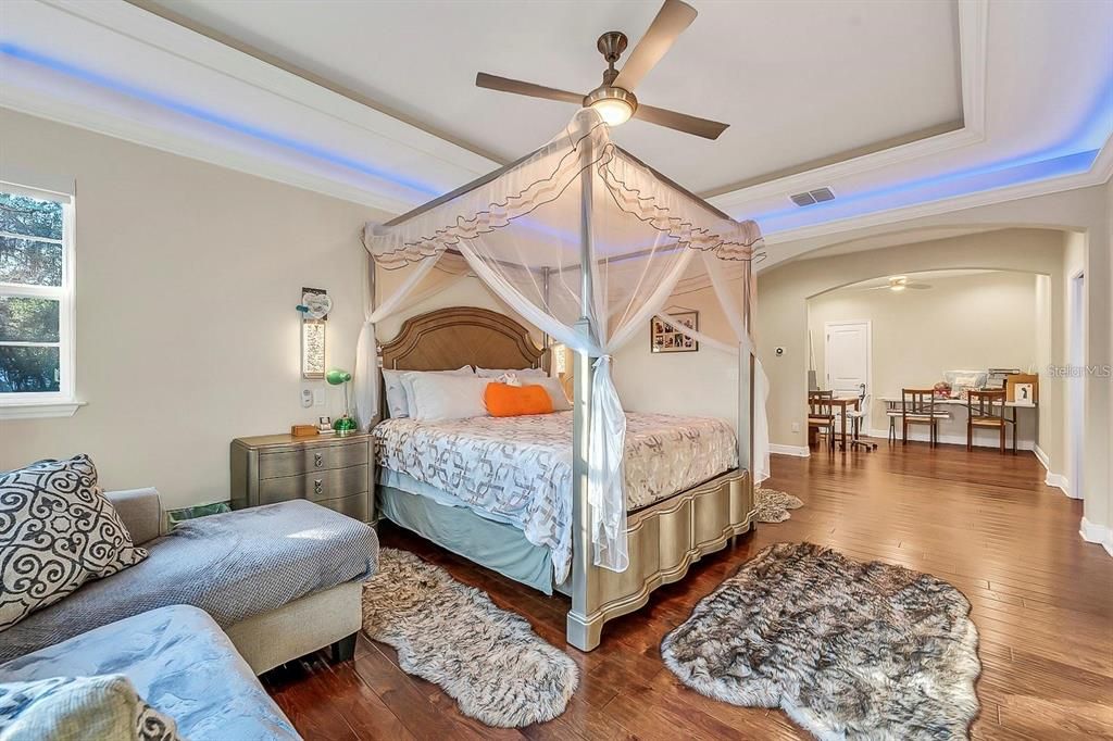 En Venta: $1,650,000 (5 camas, 4 baños, 3792 Pies cuadrados)