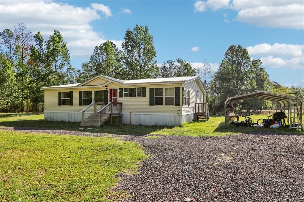 For Sale: $265,000 (3 beds, 2 baths, 1488 Square Feet)