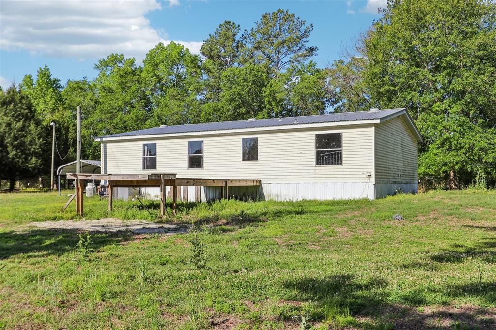 For Sale: $265,000 (3 beds, 2 baths, 1488 Square Feet)