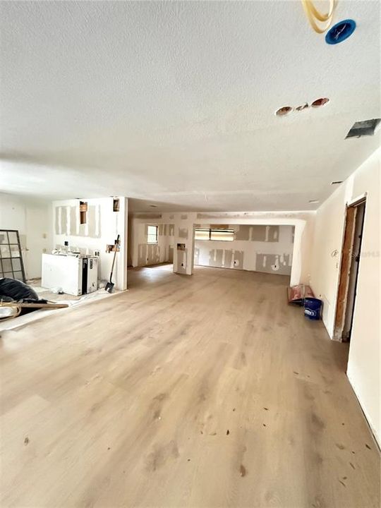 For Sale: $749,000 (4 beds, 3 baths, 2428 Square Feet)