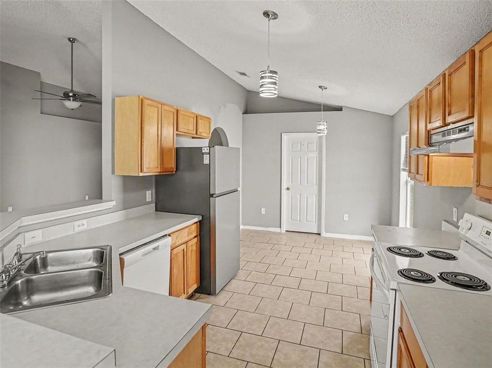 For Sale: $305,000 (4 beds, 2 baths, 1855 Square Feet)