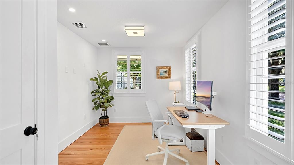 : $1,050,000 (3 beds, 2 baths, 1469 Square Feet)