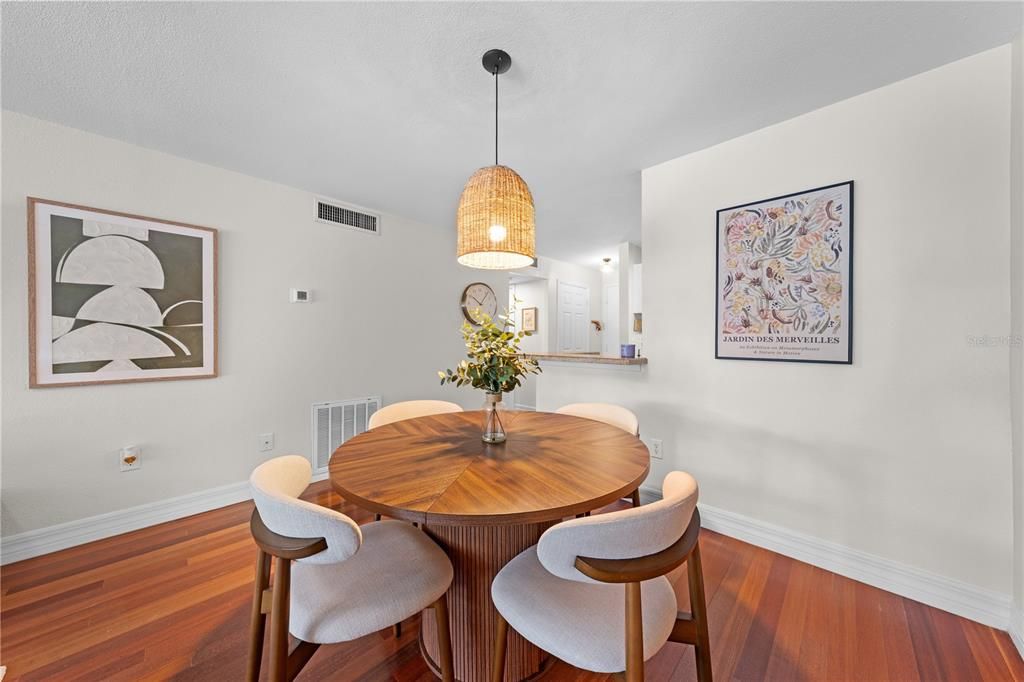 En Venta: $250,000 (1 camas, 1 baños, 751 Pies cuadrados)