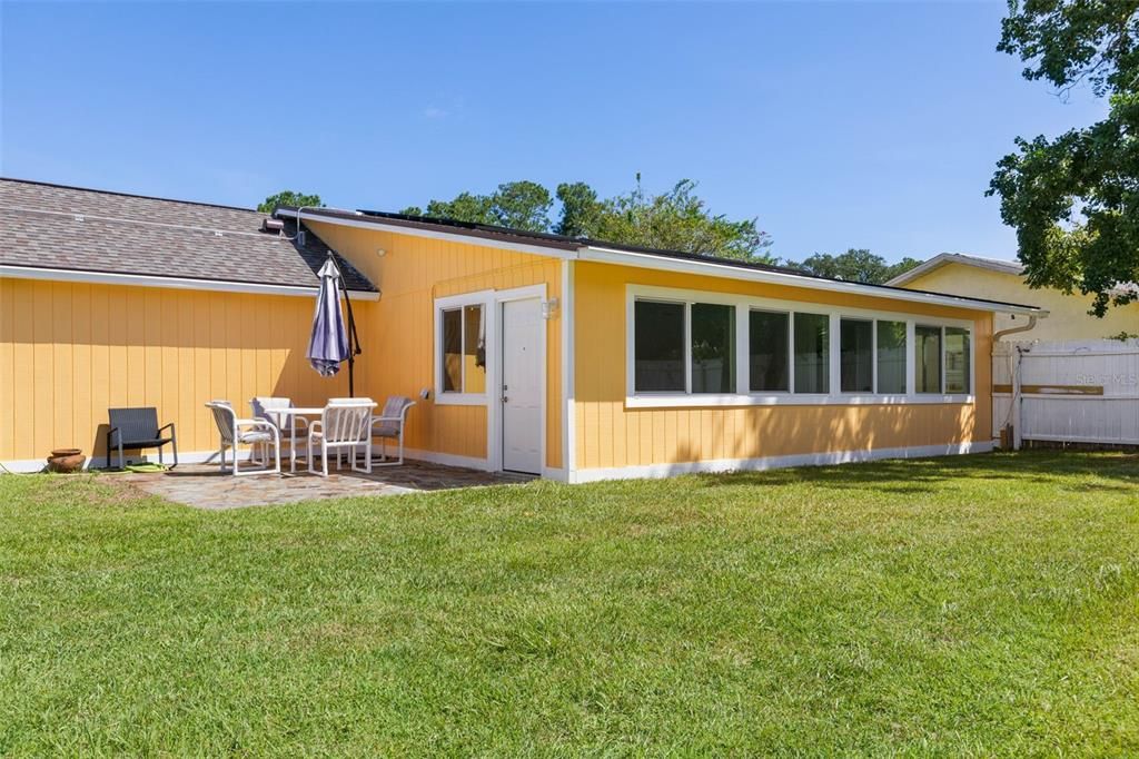 For Sale: $269,900 (3 beds, 2 baths, 1412 Square Feet)